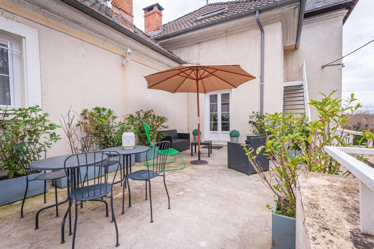 Chateau Des Ayes - Chambres & Suites Saint-Etienne-de-Saint-Geoirs Luaran gambar