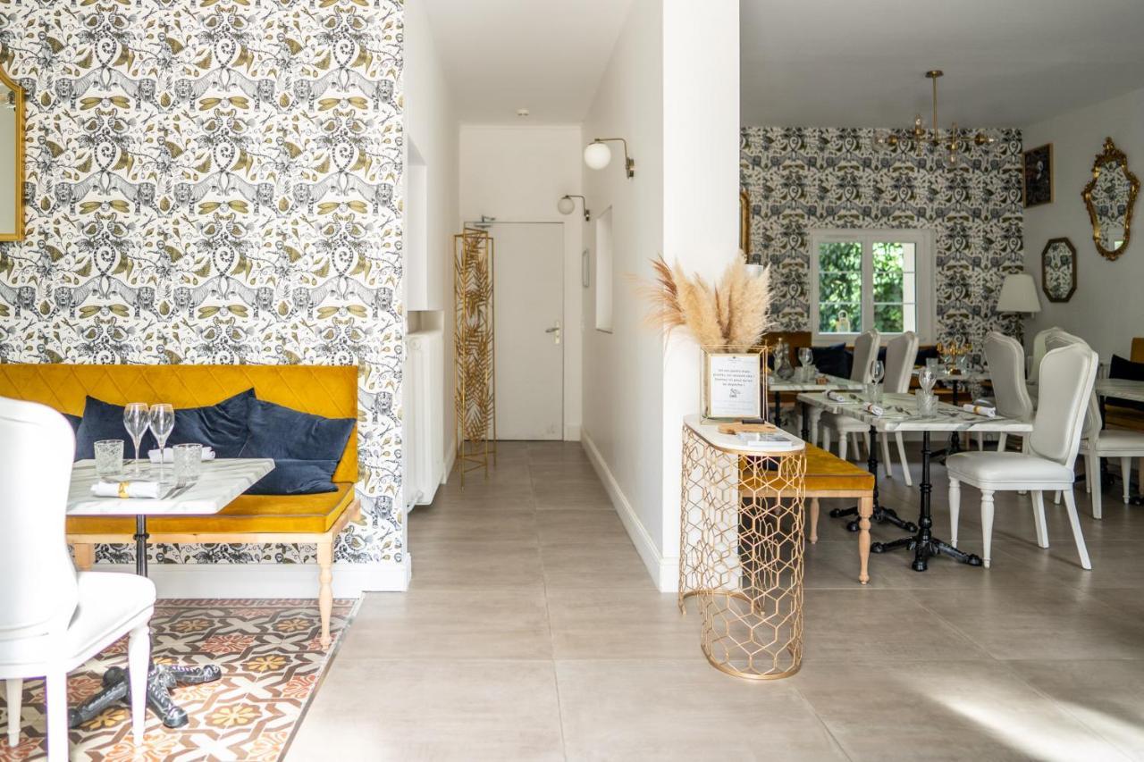 Chateau Des Ayes - Chambres & Suites Saint-Etienne-de-Saint-Geoirs Luaran gambar